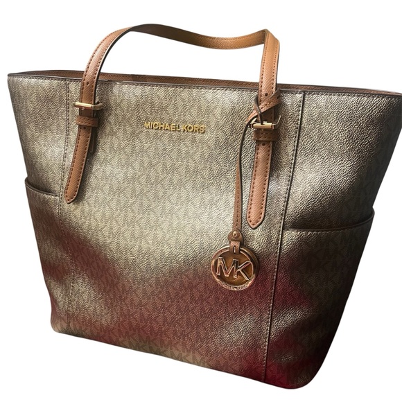 Michael Kors Metallic Gold Tote Bag - Picture 2 of 10